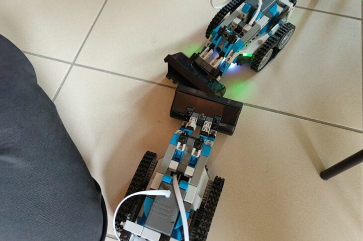 modelli di escavatori Ginobot